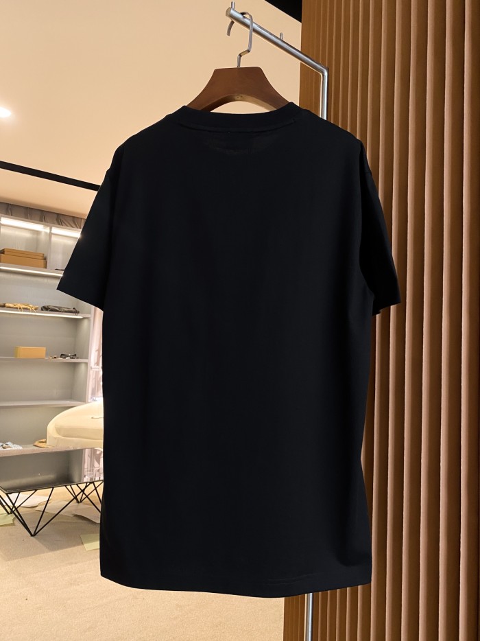 【話題商品！】 バーバリー 激安偽物 マイクロロゴ入りコットンのゆったり半袖Tシャツ