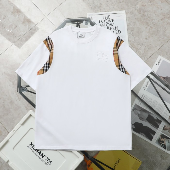 高品質  バーバリー コピーおすすめ 彫刻圧印戦馬綴じ袖カジュアル丸首半袖Tシャツ