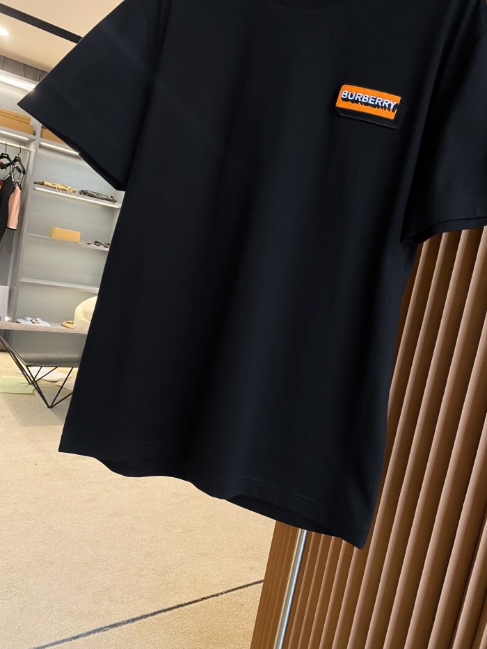 【話題商品！】 バーバリー 激安偽物 マイクロロゴ入りコットンのゆったり半袖Tシャツ