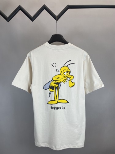 日本未入荷 バーバリー スーパーコピー 2025 SSミツバチプリント植毛半袖Tシャツ