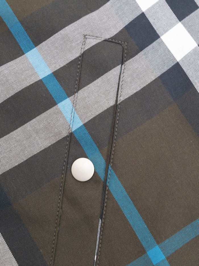 新作 バーバリー 激安偽物 25ssチェック柄スタンドカラージャケット
