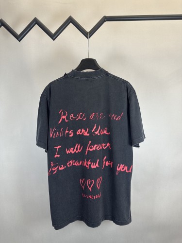 入手困難 バレンシアガ コピー 2025 SSバレンタインLOVEYハートシルエット半袖Tシャツ