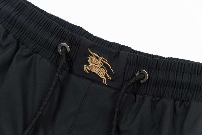 超奇跡の入荷☆ バーバリー 偽物通販  新しいニットパンツ