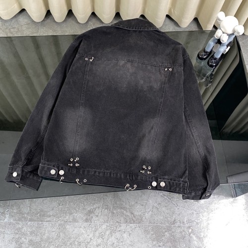 超奇跡の入荷☆ バレンシアガ 激安偽物 25SS穿刺リベットリング引火機ヘッドカウボーイ水洗ジャケット