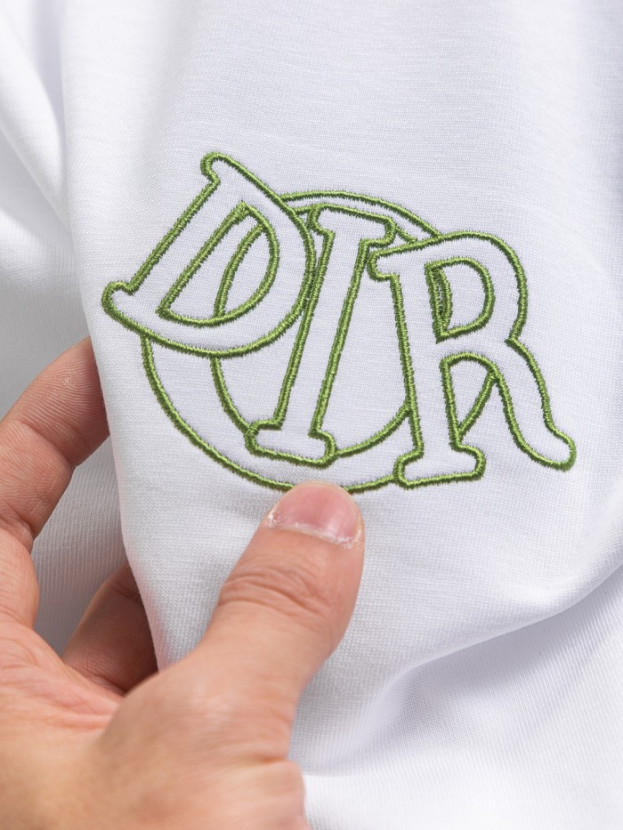 【話題商品！】ディオール 激安偽物 蛇年限定胸元アルファベット刺繍Ｔシャツ