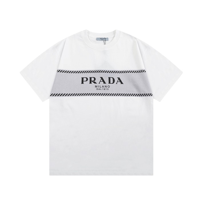 超奇跡の入荷☆ プラダ スーパーコピー 横縞綴じアルファベットプリント半袖Tシャツ