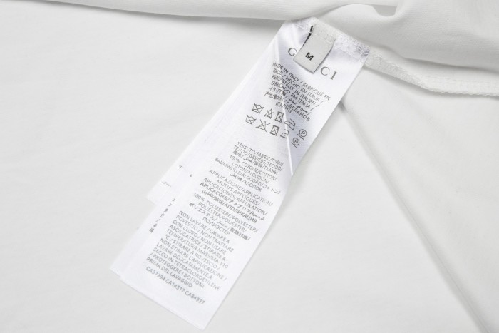 大人気 グッチ n級品 笑顔半袖Tシャツ