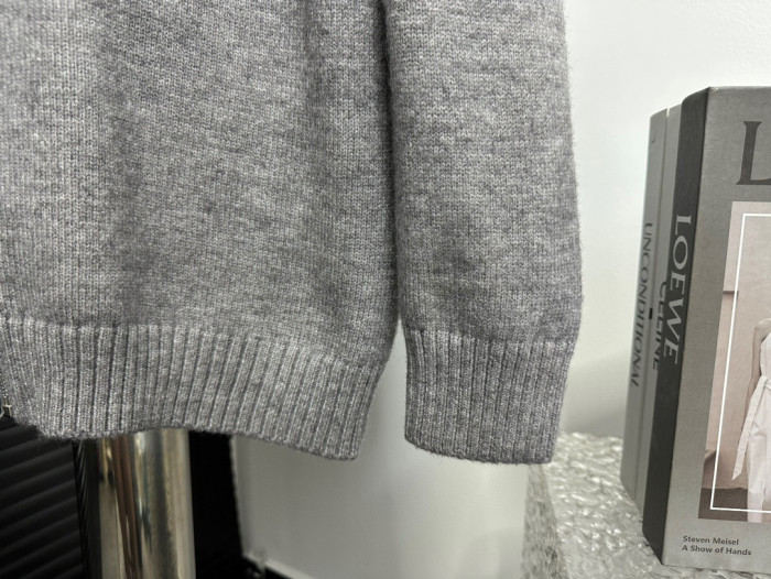 大人気 プラダ スーパーコピー 精密刺繍ニットコート