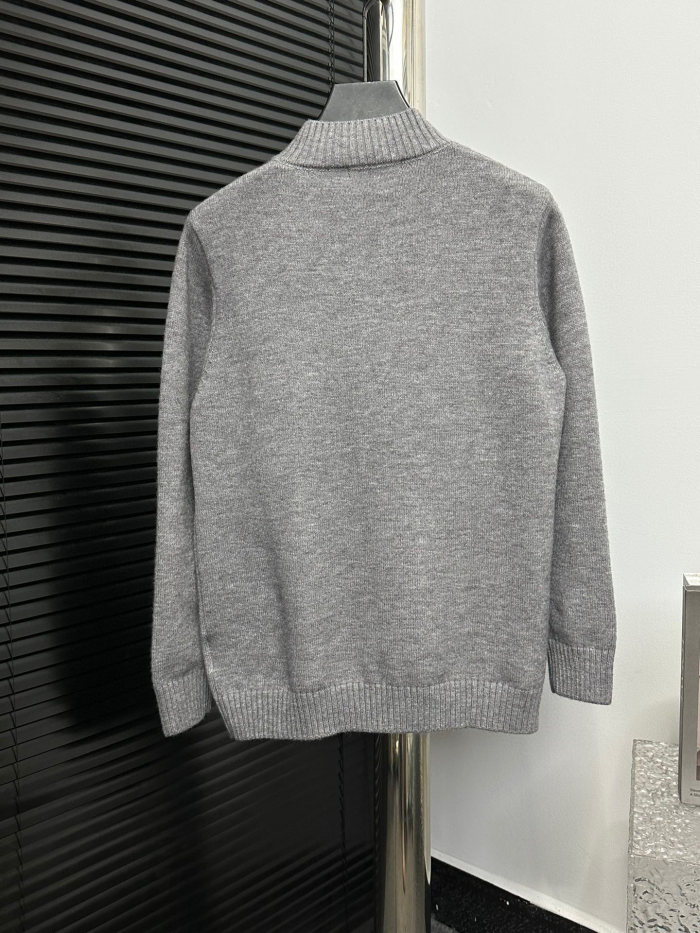 大人気 プラダ スーパーコピー 精密刺繍ニットコート