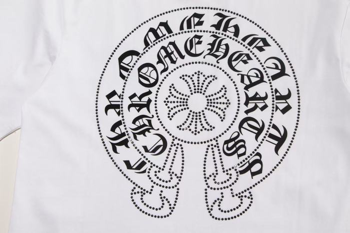【話題商品！】クロムハーツ コピーおすすめ リル半袖Tシャツ