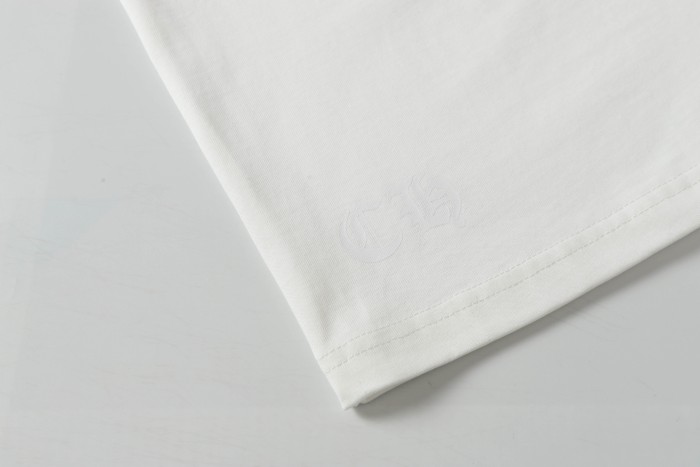 新作 クロムハーツ 激安通販 馬蹄彩色十字架半袖tシャツ