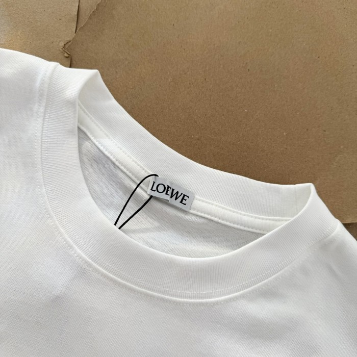 超奇跡の入荷☆ ロエベ 激安偽物 ペインティングショートスリーブTシャツ
