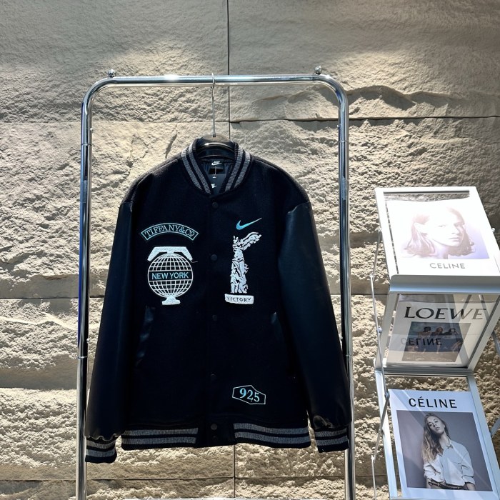 大人気 ナイキ スーパーコピー 刺繍野球ウェアジャケット