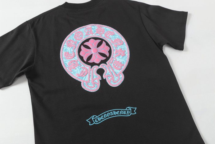 累積売上総額第１位！クロムハーツ n級品 馬蹄彩色十字架半袖tシャツ