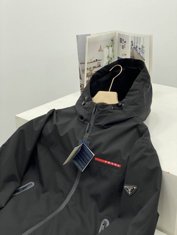 超奇跡の入荷☆ プラダ n級品 の軽量贅沢なビジネスカジュアルジャンパー