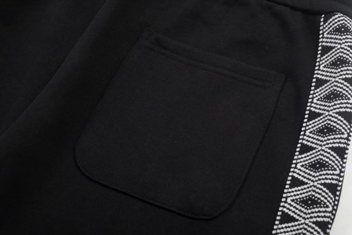 ★超人気 ロエベ コピーおすすめ クロスステッチアルファベットロゴ刺繍ファッショントレンド五分パンツ