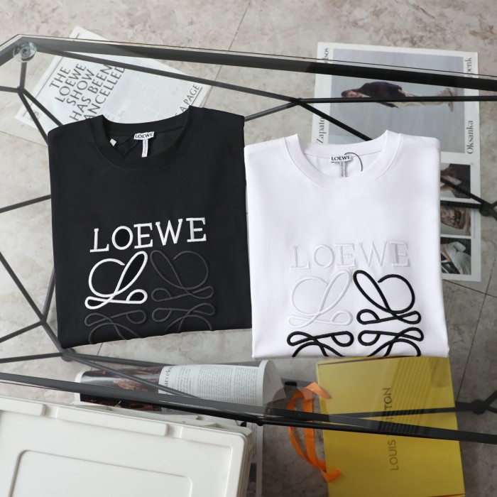 【話題商品！】ロエベ n級品 シック白黒刺繍ロゴカジュアルラウンドネック半袖Tシャツ