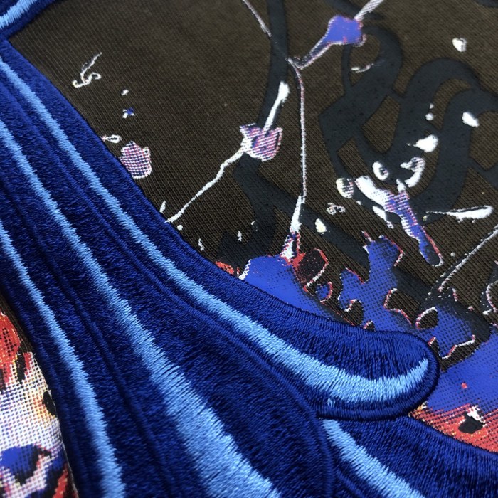 稀少 クロムハーツ スーパーコピー 2025新作刺繍グラフィティプリント半袖Tシャツ