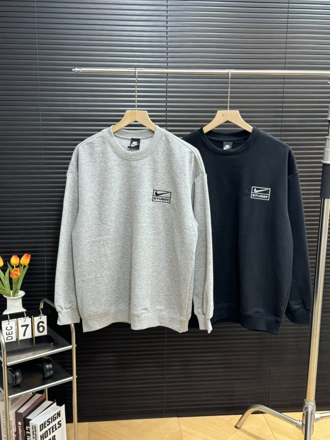 【限定】ナイキ n級品 刺繍カジュアルスポーツカップルのモーグルパーカー2色