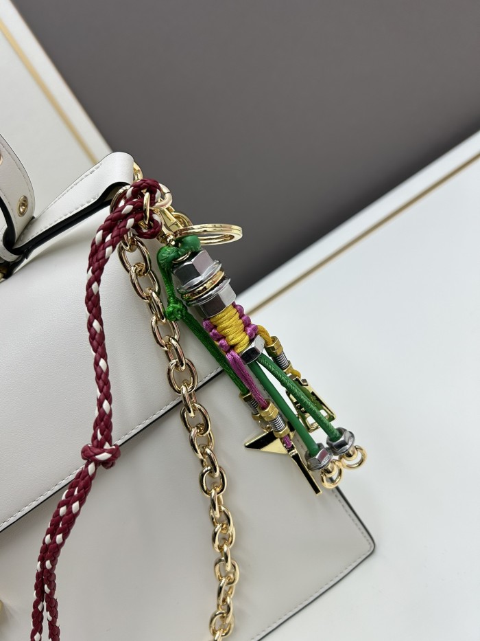 【話題商品！】プラダ 激安通販 ショルダーバッグ
