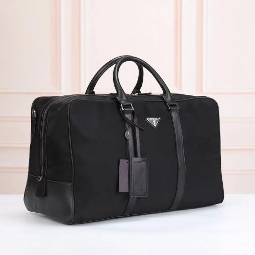 日本未入荷 プラダ コピー メンズ リュックバック