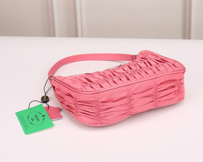★超人気 プラダ n級品 ショルダーバック