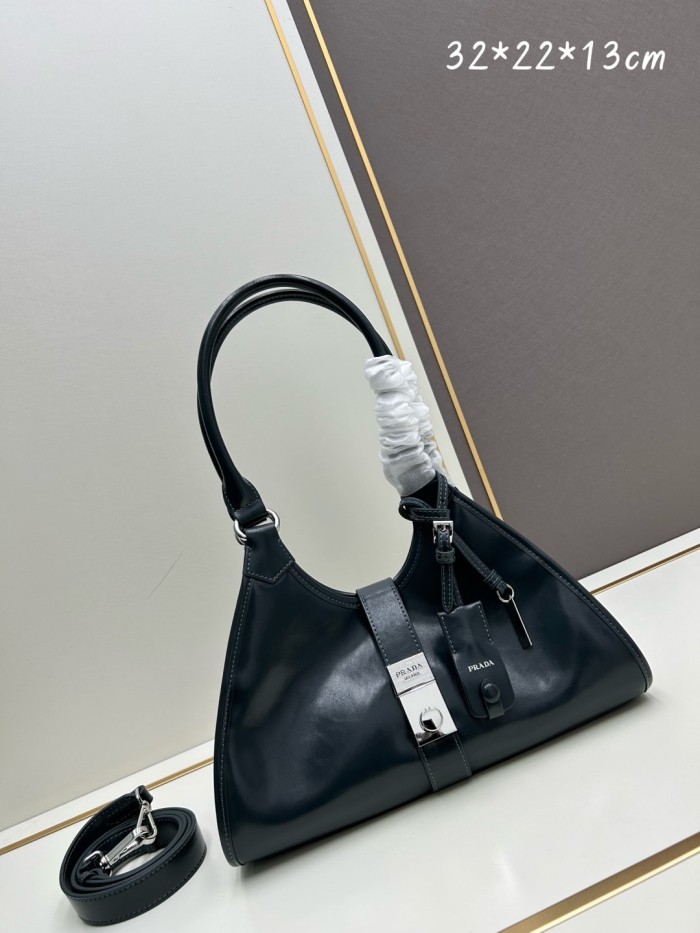 超奇跡の入荷☆ プラダ n級品 ショルダーバッグ