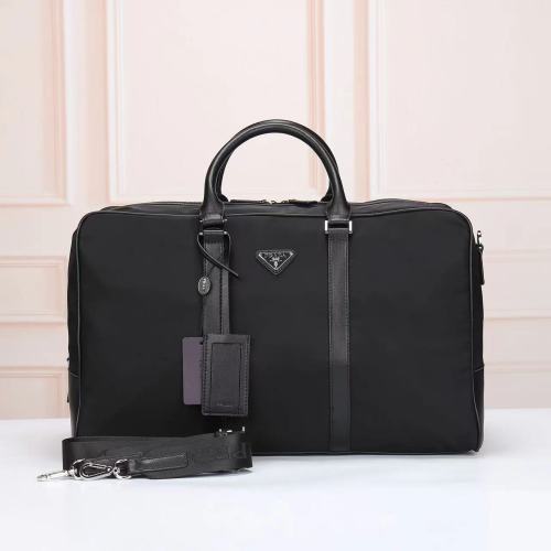日本未入荷 プラダ コピー メンズ リュックバック