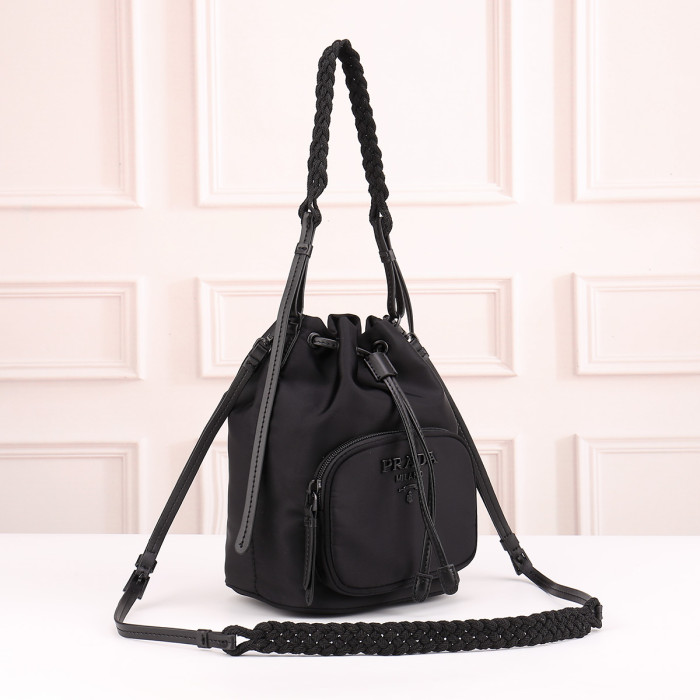 超奇跡の入荷☆ プラダ n級品 ショルダーバッグ
