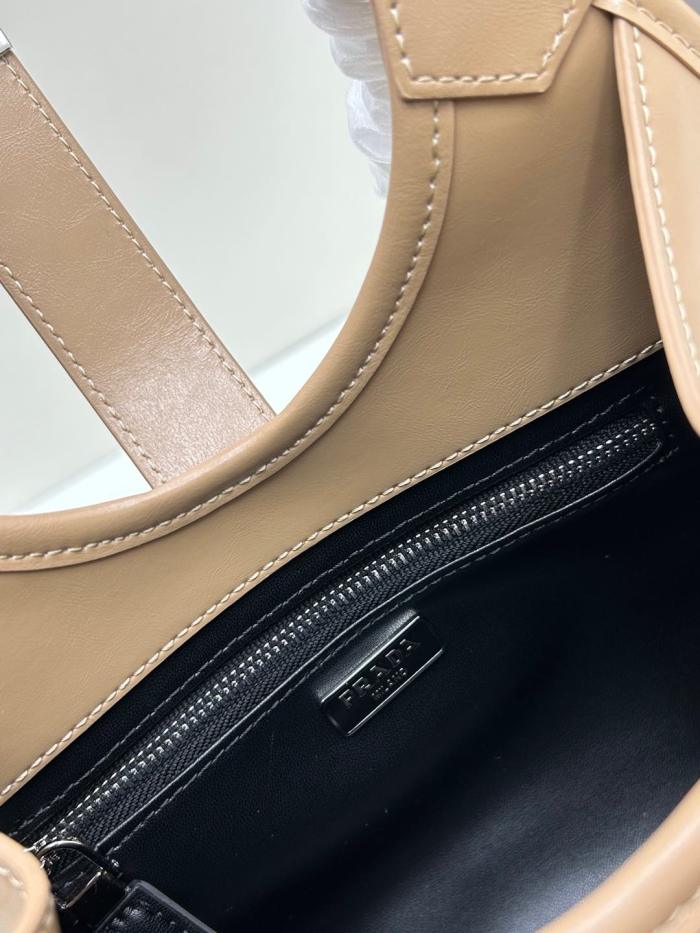 使い勝手良し プラダ n級品 ショルダーバッグ