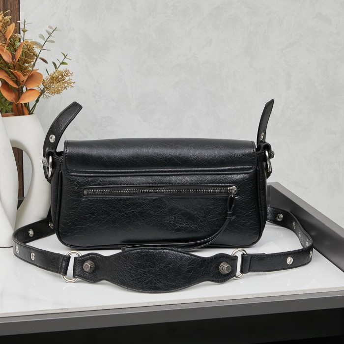 超奇跡の入荷☆  バレンシアガ コピーおすすめ ショルダーバッグ