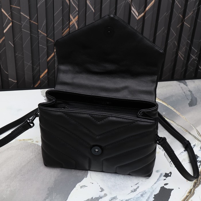 追跡付 イヴ サンローラン n級品 レディース ショルダーバック