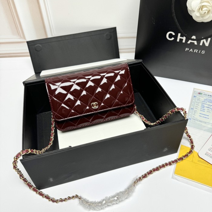 日本未入荷 シャネル 激安通販 レディース  ショルダーバック