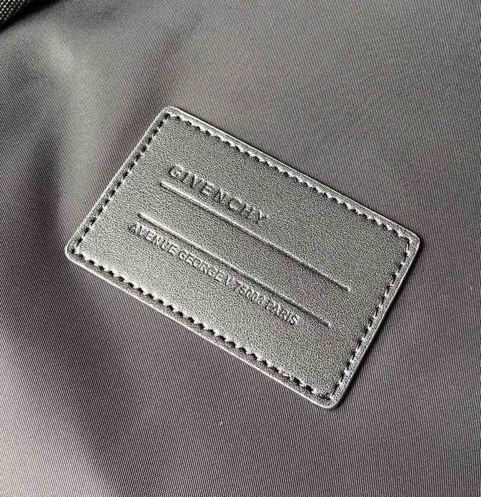 【話題商品！】ジバンシィ n級品 メンズ リュック/バック