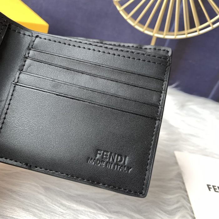 超奇跡の入荷☆フェンディ n級品 短財布