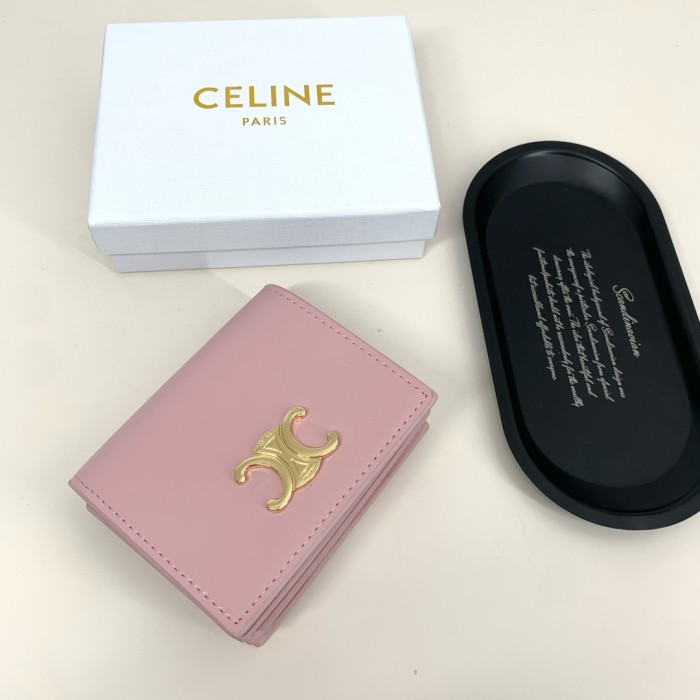 新作 セリーヌ 偽物通販 短財布