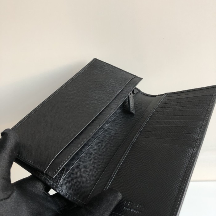 稀少 プラダ コピー 長財布