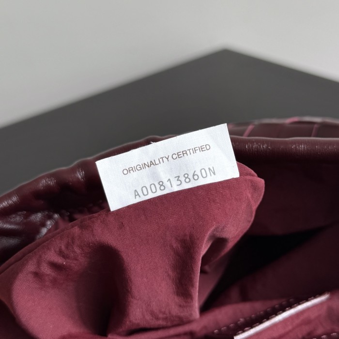 新作 ボッテガヴェネタ コピーおすすめ レディース ショルダーバッグ