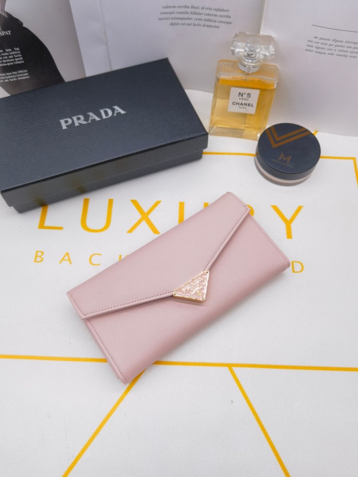 超話題! プラダ 偽物通販 長財布