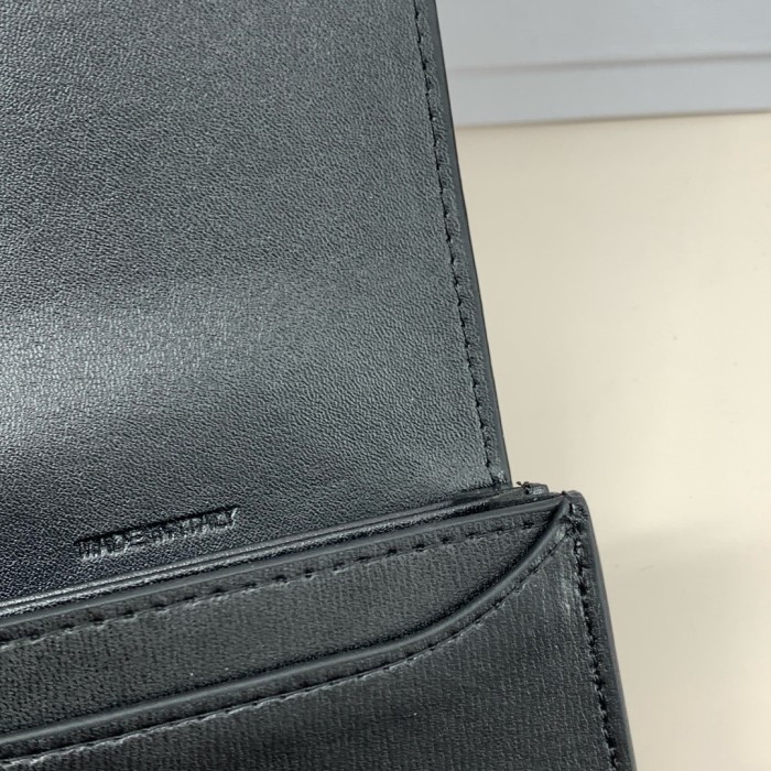 超奇跡の入荷☆ セリーヌ 激安通販  短財布