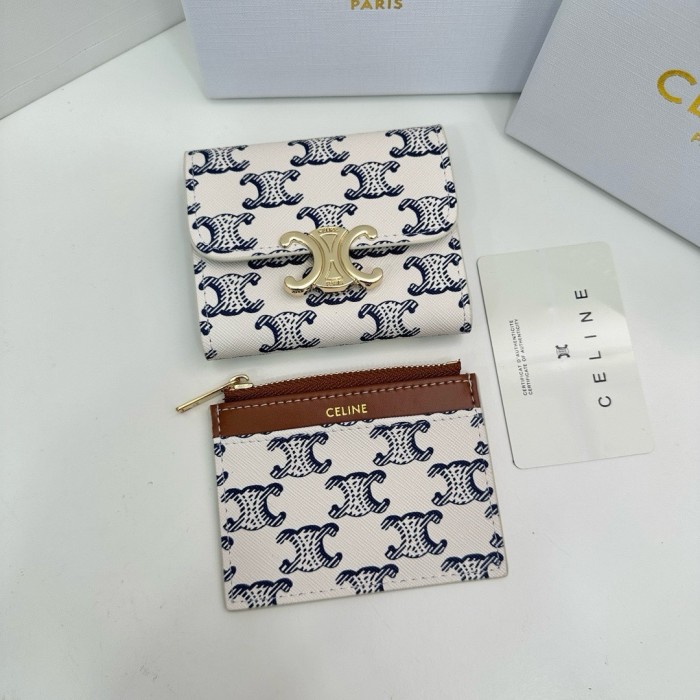 超奇跡の入荷☆ セリーヌ コピーおすすめ 短財布
