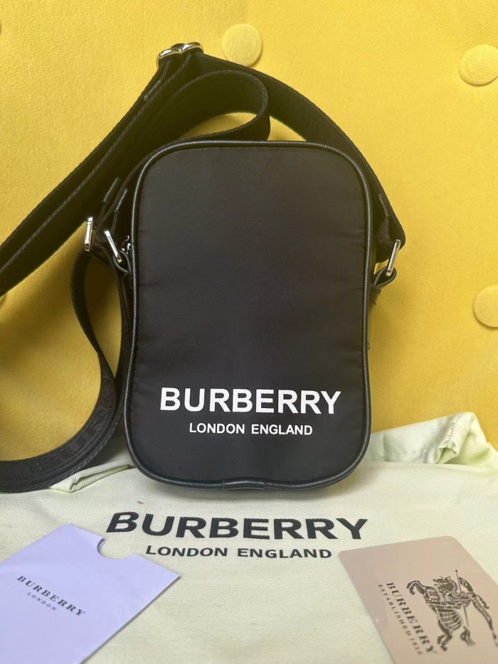 超奇跡の入荷☆バーバリー n級品 レディース  ショルダーバック