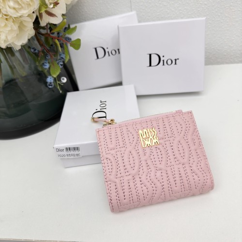 【限定】ディオール コピーおすすめ 短財布