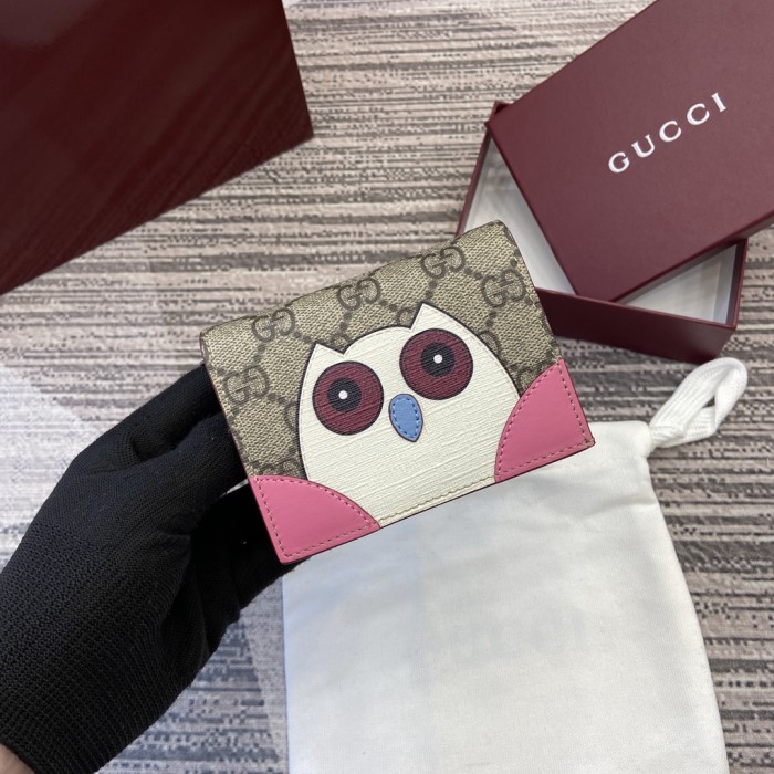 一目惚れ♪ グッチ スーパーコピー 短財布