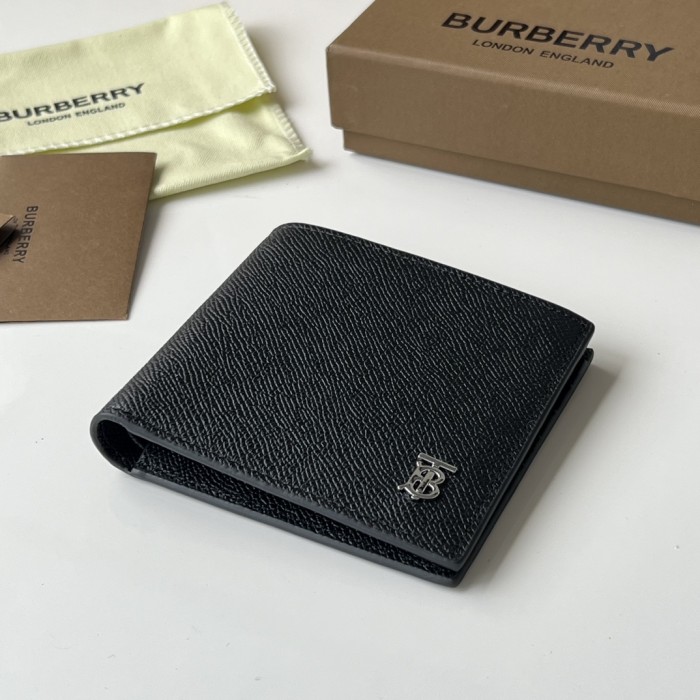 新作 バーバリー コピーおすすめ 短財布