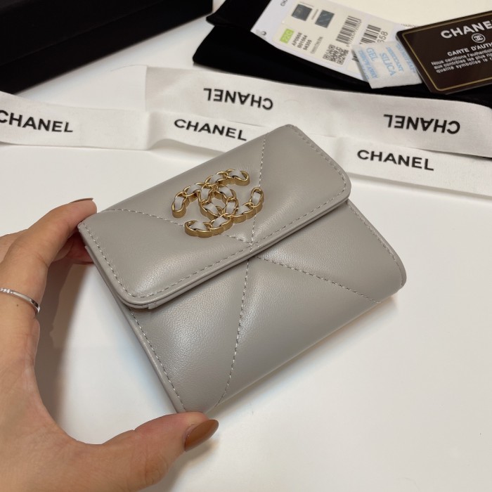 超話題! シャネル コピー 短財布
