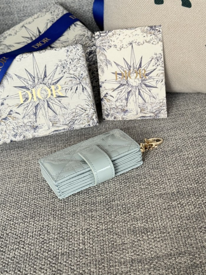 大人気 ディオール n級品 短財布