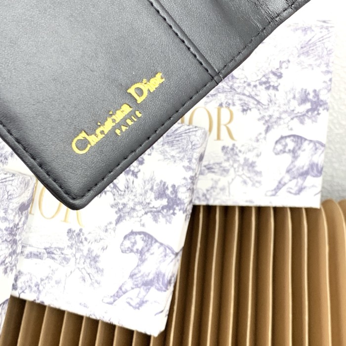 【話題商品！】ディオール 激安通販 短財布