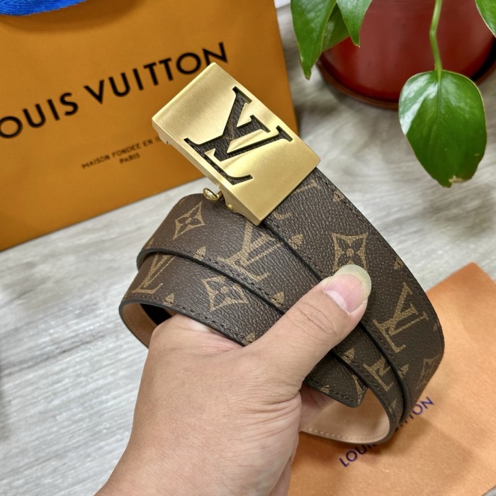 日本未入荷 ルイヴィトン 激安通販 ベルト