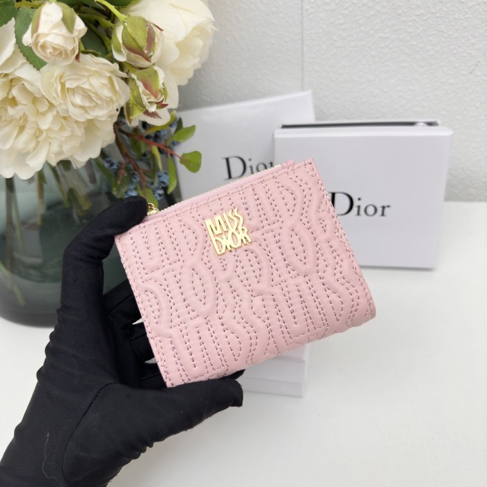 【限定】ディオール コピーおすすめ 短財布